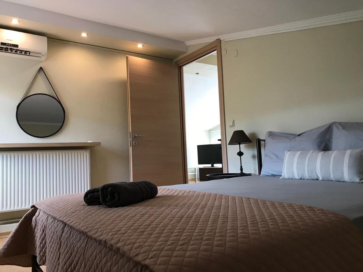 Georgia's Cozy #1 Kavala